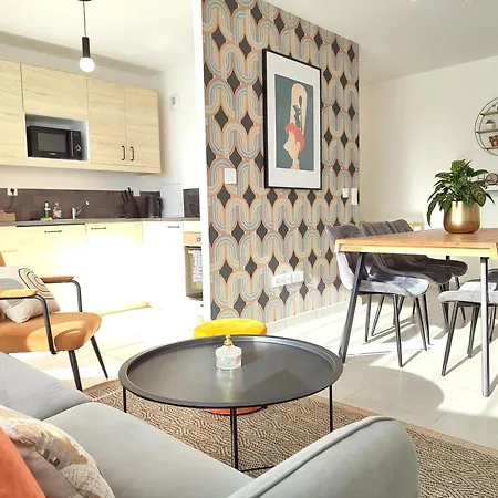 Ratatouille Paris 5mn Park & Val D'europe Apartment *